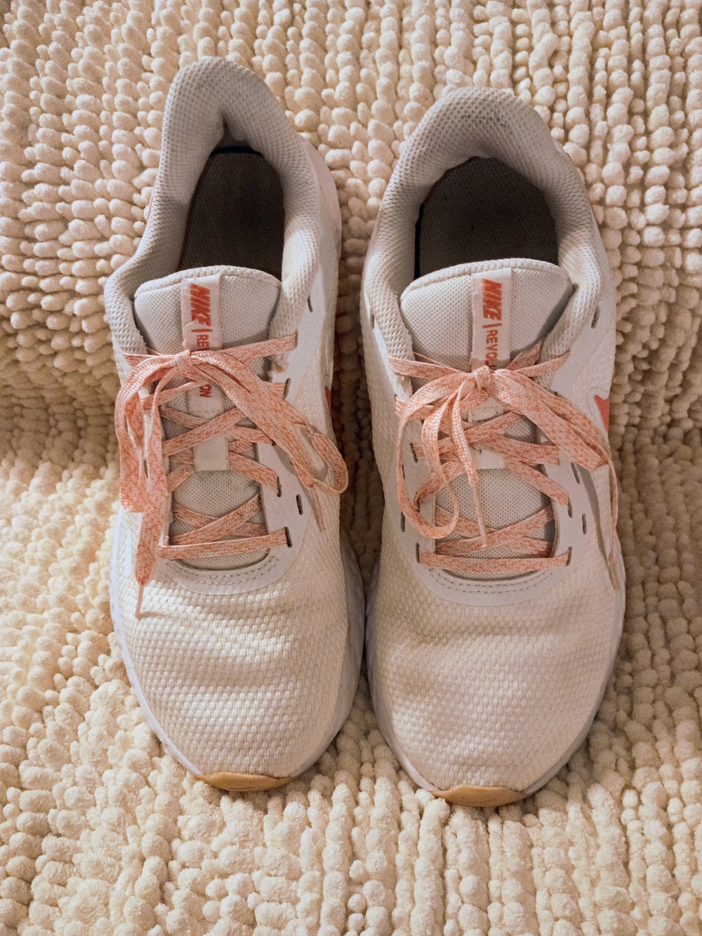 Nike Women’s White and Peach Running Shoes